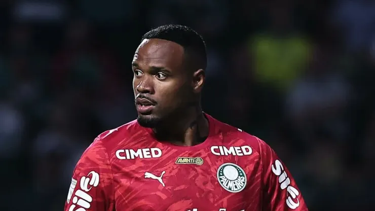 Carlos Miguel se consolidou como titular no Palmeiras.