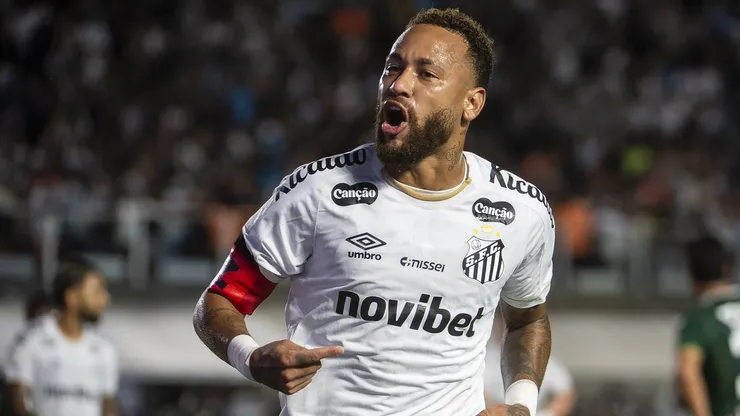 Neymar marcou os dois gols do Santos contra a Chapecoense.