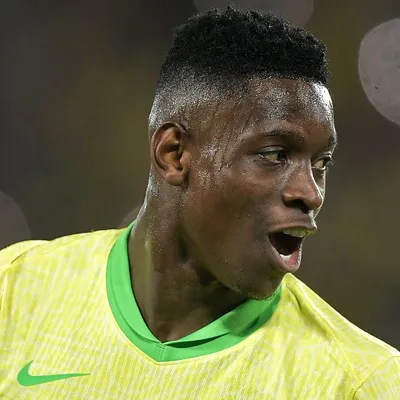 Números de Luiz Henrique na Rússia justificam busca do Flamengo