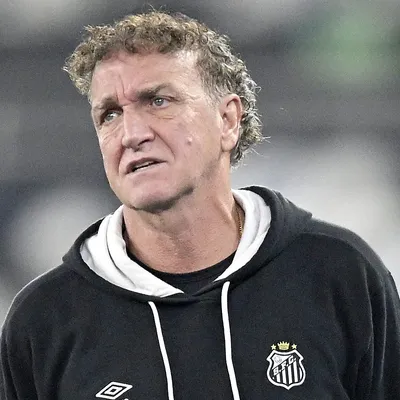 Cuca quebra silêncio no Santos