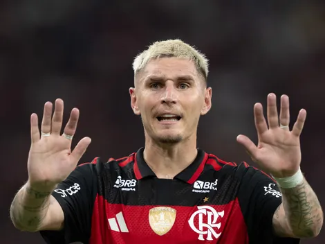 Varela perde titularidade para Emerson Royal e tenta convencer Leonardo Jardim