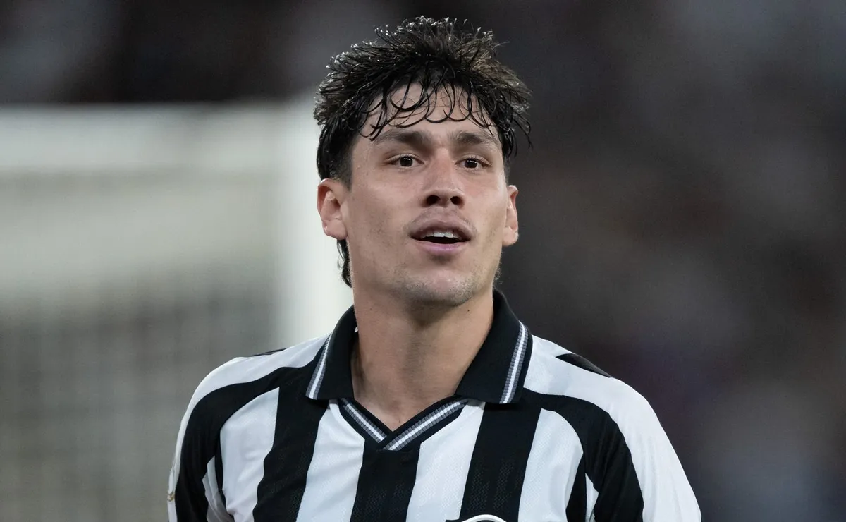 Botafogo fica perto de acordo com o São Paulo para contratar Ferraresi em definitivo