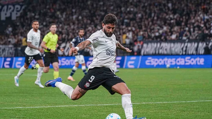 Corinthians e Athletico-PR se enfrentam pela 21ª rodada do Brasileirão.