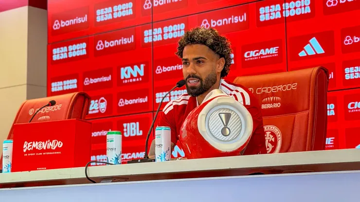 Calebe foi apresentado pelo Internacional. Foto: Ricardo Duarte/Internacional
