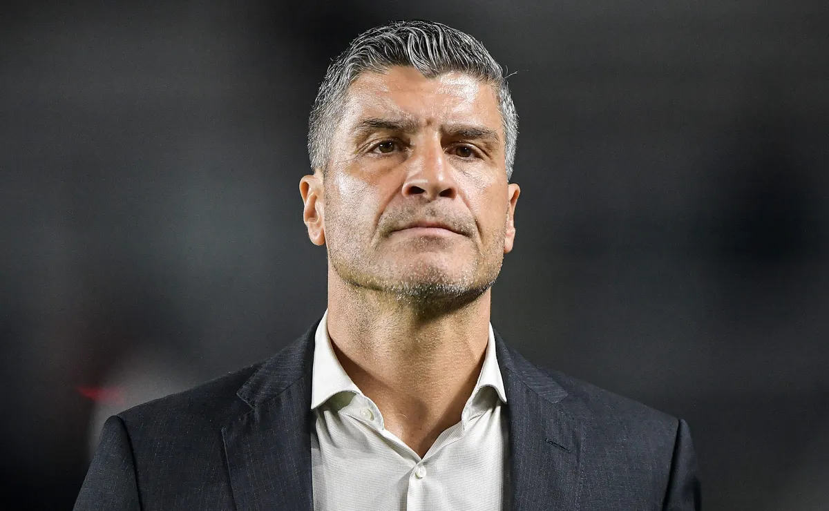 Vasco define provável escalação para decisão contra o Independiente Medellín