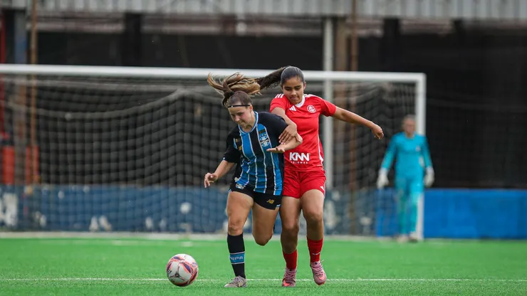 Grêmio e Internacional disputam o título estadual da categoria - Foto: Caroline Martins/Grêmio FBPA