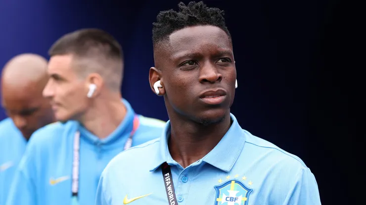 Luiz Henrique no aquecimento antes da partida das oitavas de final da Copa do Mundo entre Brasil e Noruega. (Photo by Justin Setterfield/Getty Images)