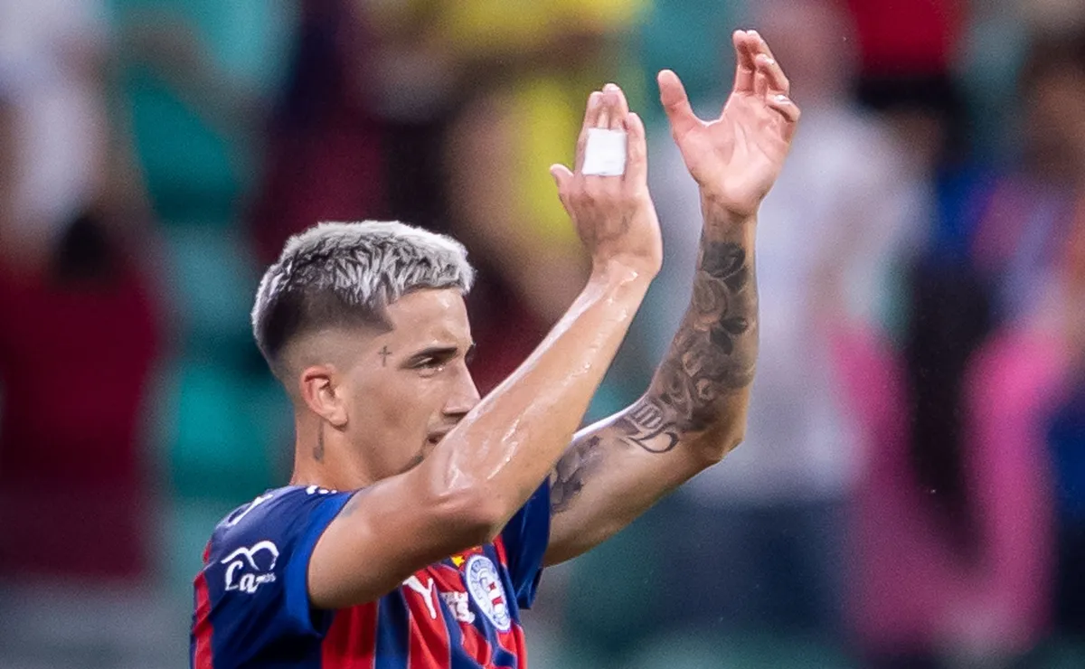 Bahia aceita liberar saída de Kike Oliveira e Grêmio observa situação do atacante uruguaio