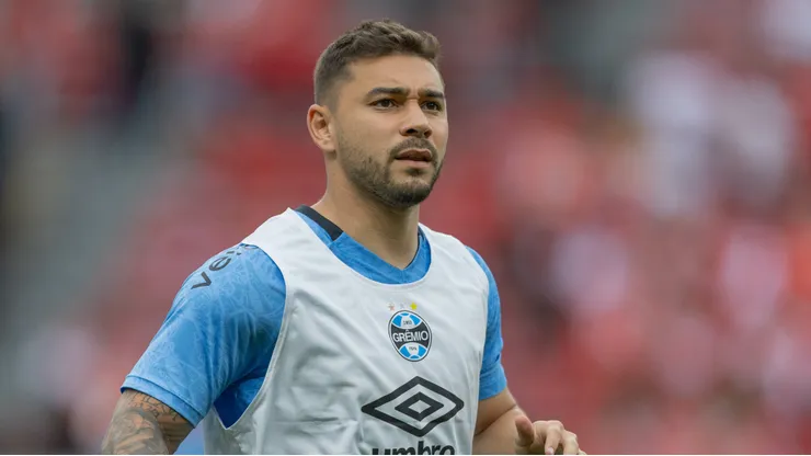 João Pedro está perto de sair do Grêmio - Foto: Liamara Polli/AGIF