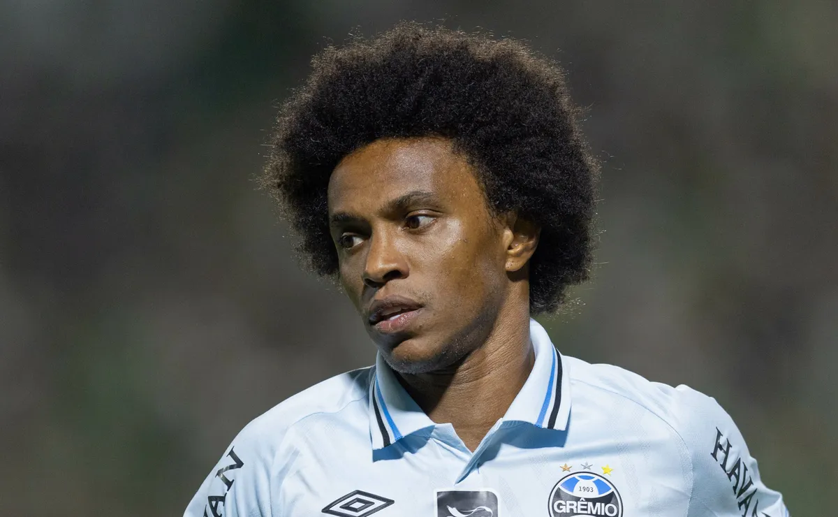 Fluminense demonstra interesse na contratação de Willian, que está de saída do Grêmio