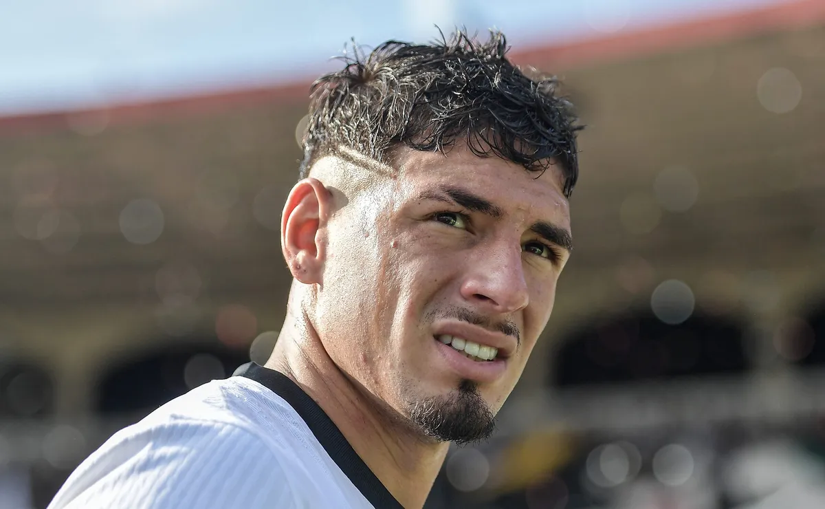 Venê Casagrande revela contatos feitos pelo Huracán-ARG pela contratação de Alan Saldivia, do Vasco