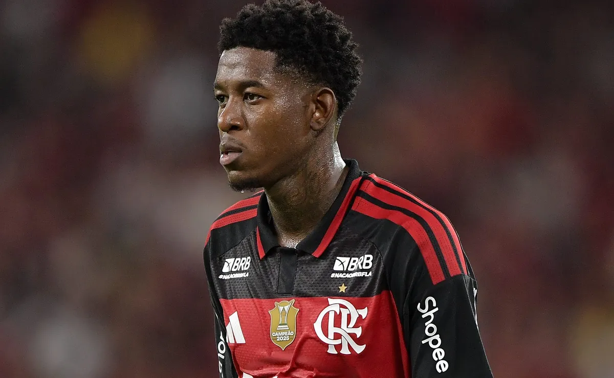 De questionado a titular: Vitão pode causar reviravolta em seu cenário no Flamengo