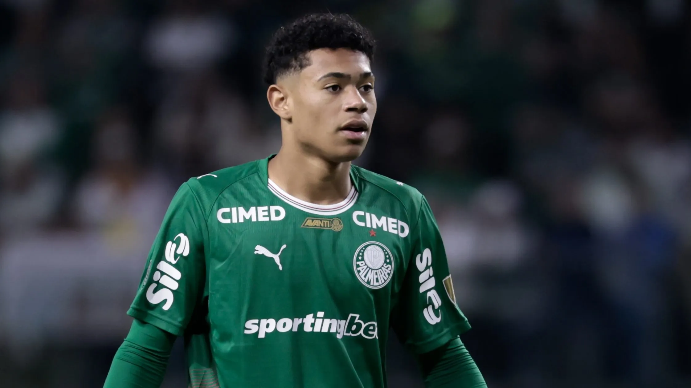Luis Pacheco não saiu do banco em empate contra o Cerro Porteño pela Libertadores – Foto: Marcello Zambrana/AGIF