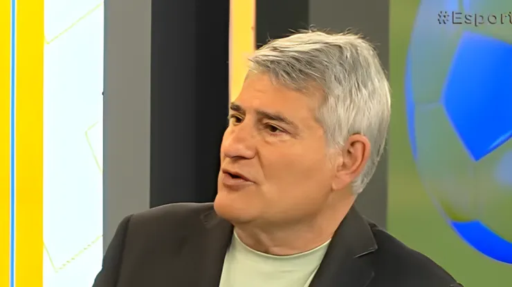 Cléber Machado durante o programa Esporte Record. Foto: Reprodução/YouTube Record.