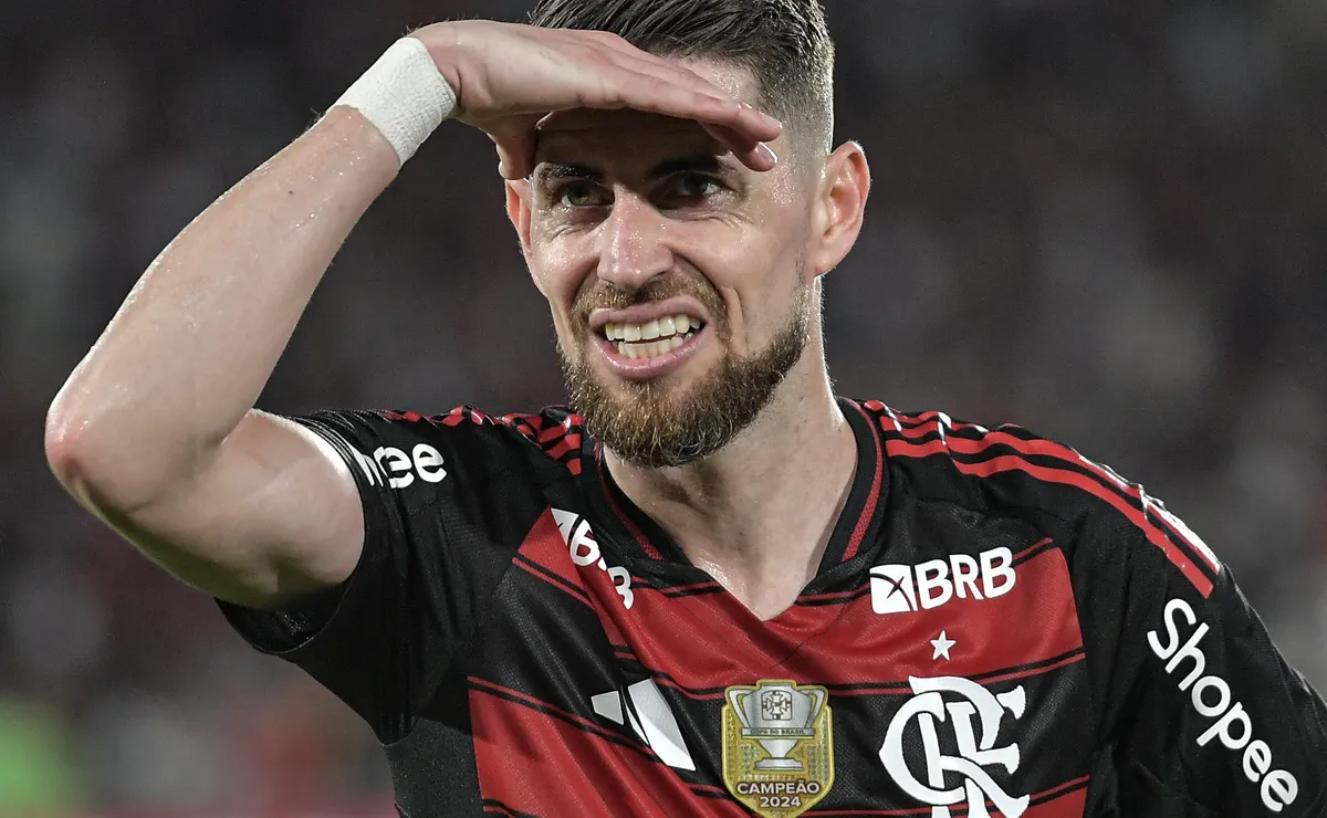 Jardim manda a real no Flamengo e comenta situação de Jorginho: “Não está no melhor momento”
