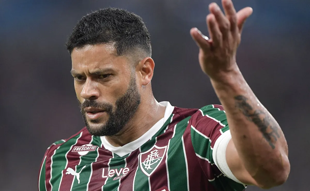 Zubeldía pede paciência com Hulk no Fluminense e destaca adaptação do atacante
