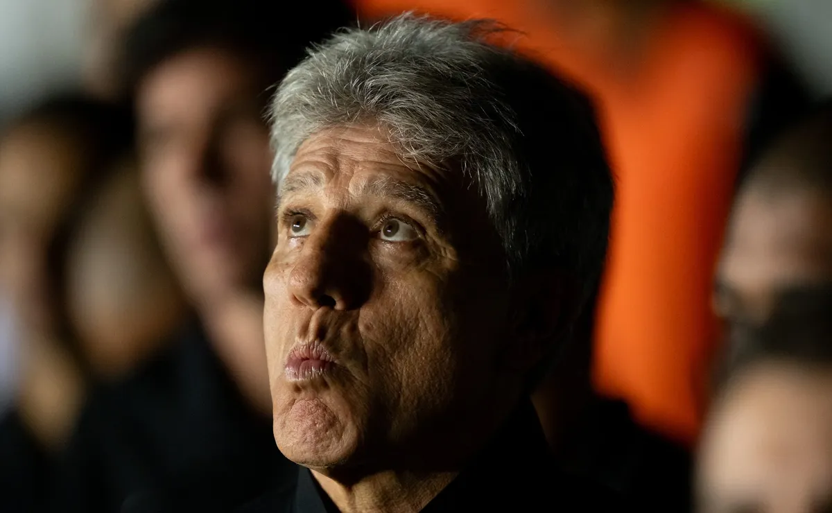 Renato Gaúcho é pedido pela Nação para substituir Jardim após vexames no Campeonato Brasileiro