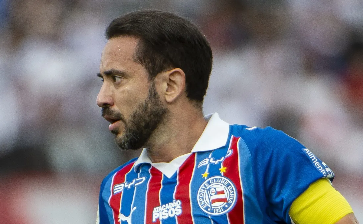 Ídolo do Flamengo, Everton Ribeiro sofre no Bahia com críticas e vira alvo da torcida