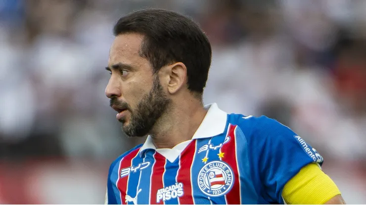 Everton Ribeiro, meia do Bahia e ídolo do Flamengo
