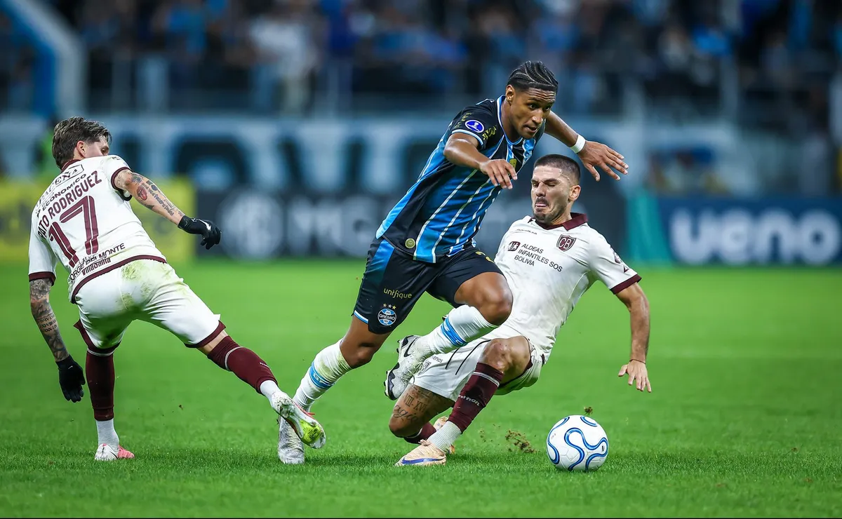Melancolia define o Grêmio: eliminação para o Bolívar aumenta pressão sobre Luiz Castro