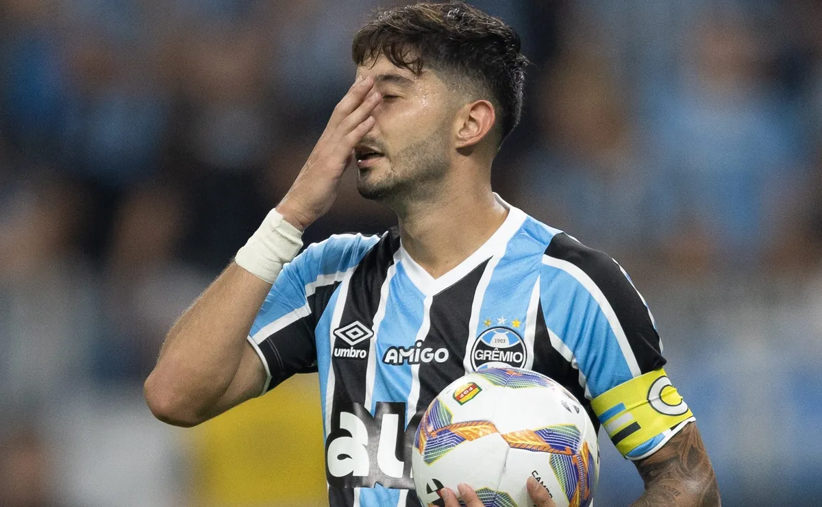 Villasanti expõe “vergonha” e exige mudança ao detalhar problema técnico do Grêmio