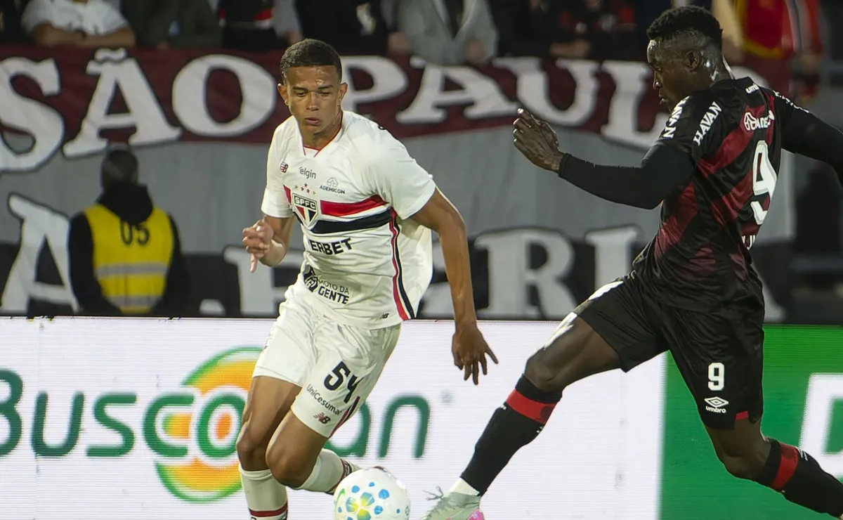 Osorio ganha moral com Dorival e amplia espaço no elenco do São Paulo
