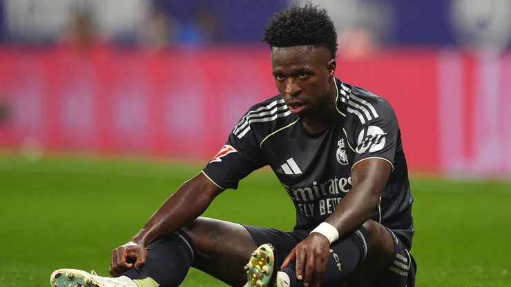 Vinícius Júnior tem futuro indefinido neste momento.