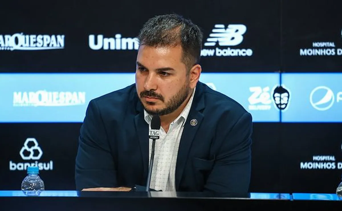 Vice do Grêmio, Rafael Lima, justifica permanência de Luís Castro: “Jogadores estão comprometidos”