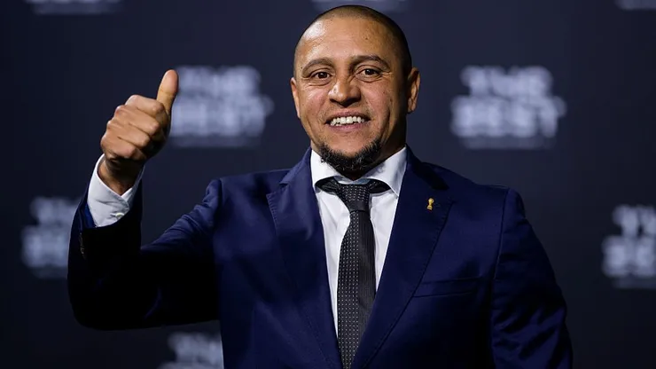 Roberto Carlos deabafou sobre ter fechado com o Corinthians - (Photo by Philipp Schmidli/Getty Images)