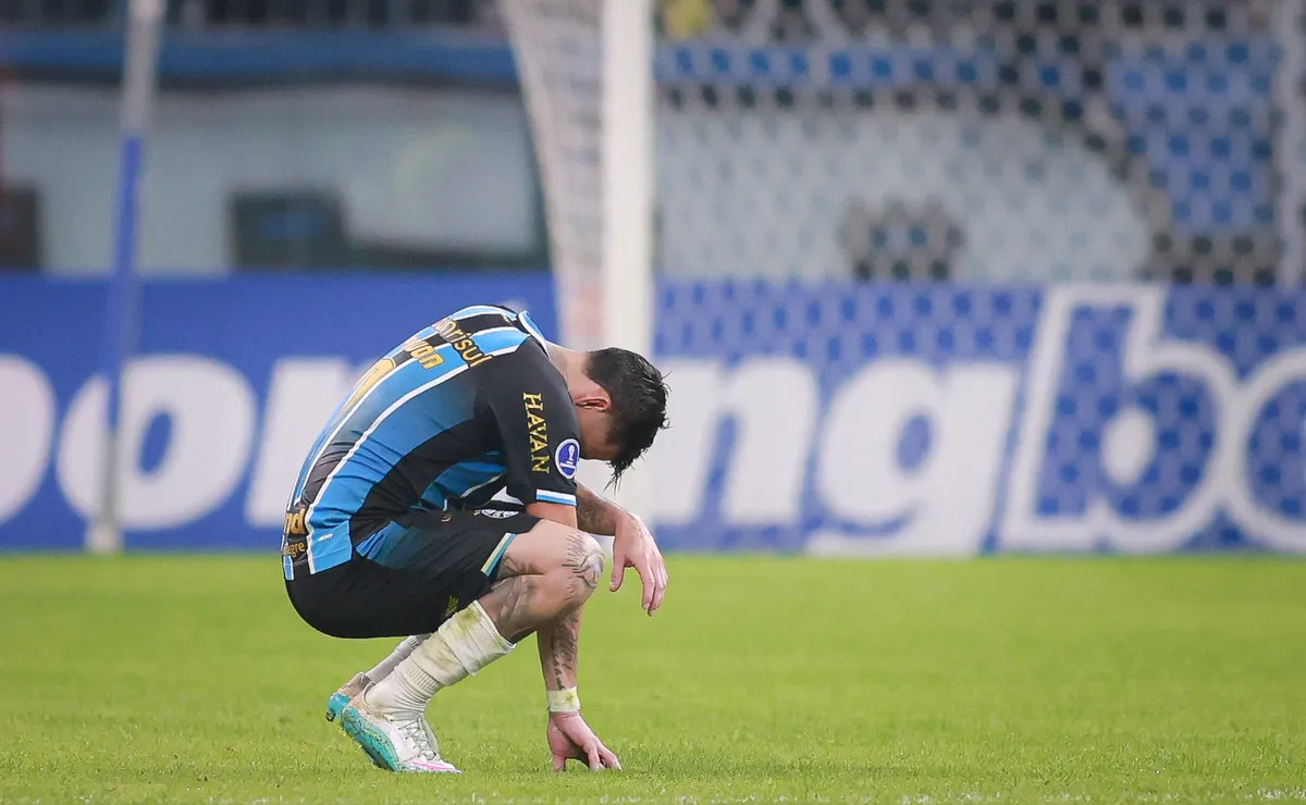 Grêmio perde o jeito Copero, cai para o Bolívar e amplia crise na Arena
