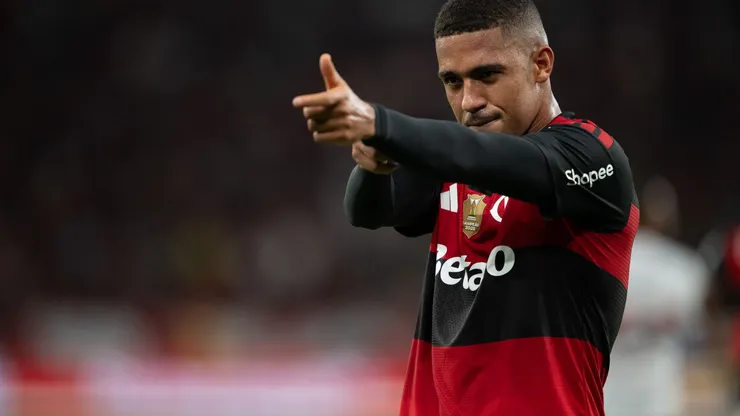 Flamengo mira reação no Maracanã para subir ranking de mandantes no Brasileirão - Foto Jorge RodriguesAGIF