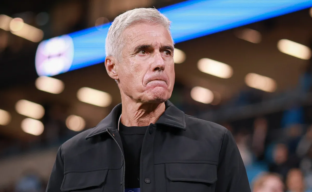 Luís Castro não escapa e eliminação para o Mirassol deve decretar demissão no Grêmio