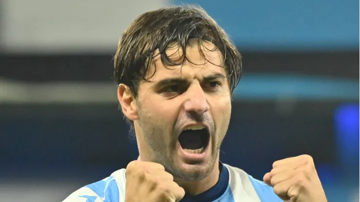 Santiago Sosa comemorando gol pelo Racing. Foto: IMAGO / NurPhoto.