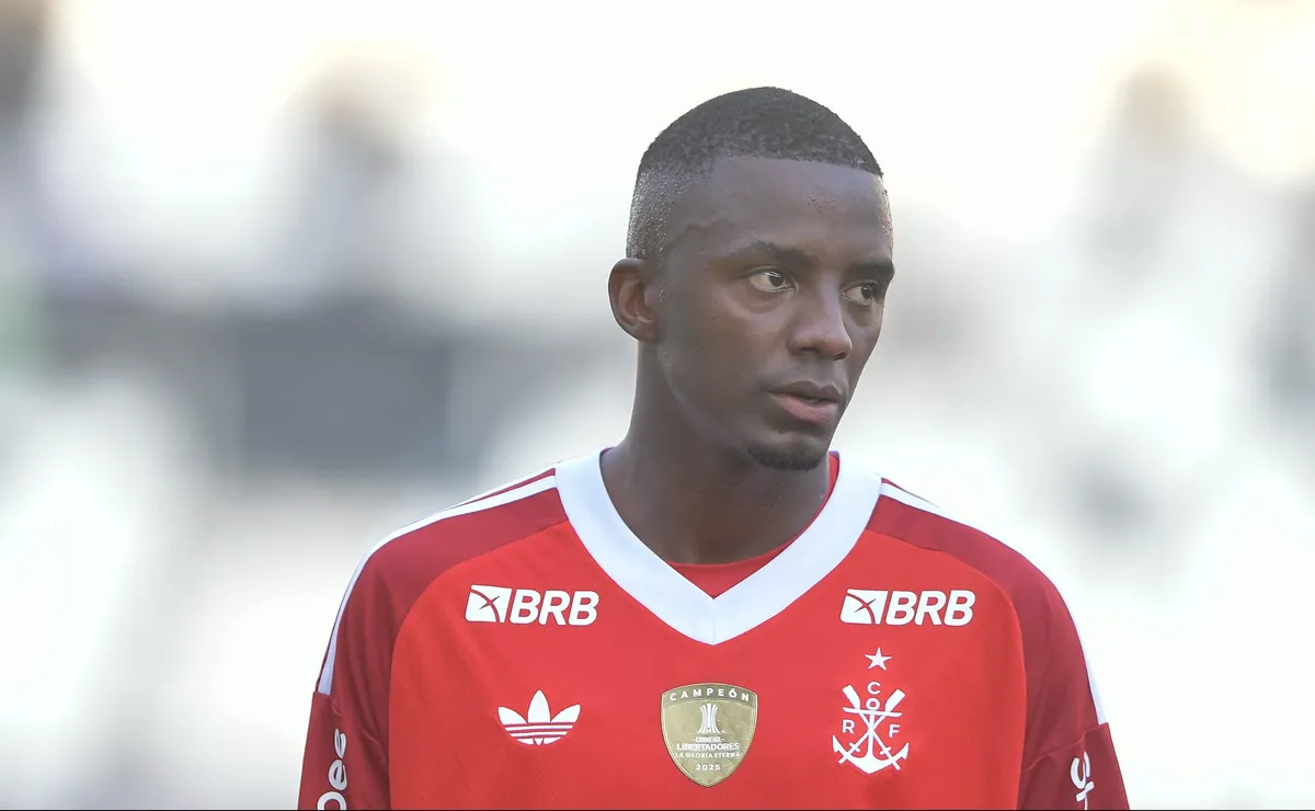 Andrew desperta interesse europeu, mas Flamengo fecha portas para empréstimo