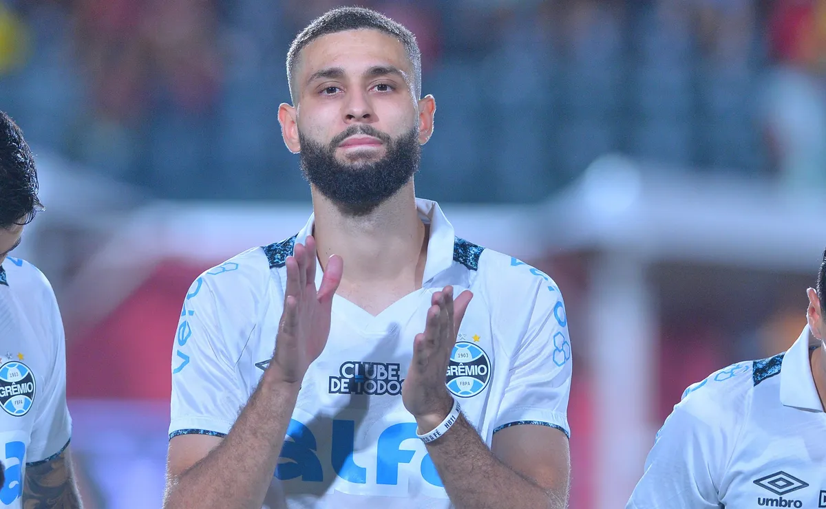 Grêmio recusa proposta do Corinthians por Wagner Leonardo e decide manter zagueiro até o fim de 2026