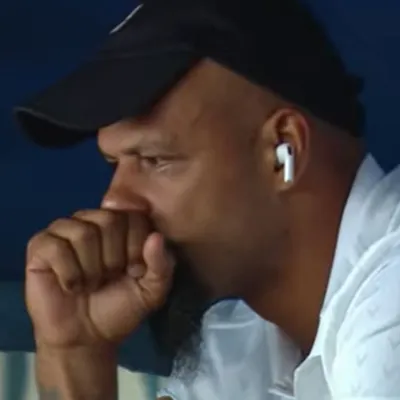 Dono da SAF, Felipe Melo se emociona com acesso no Rio