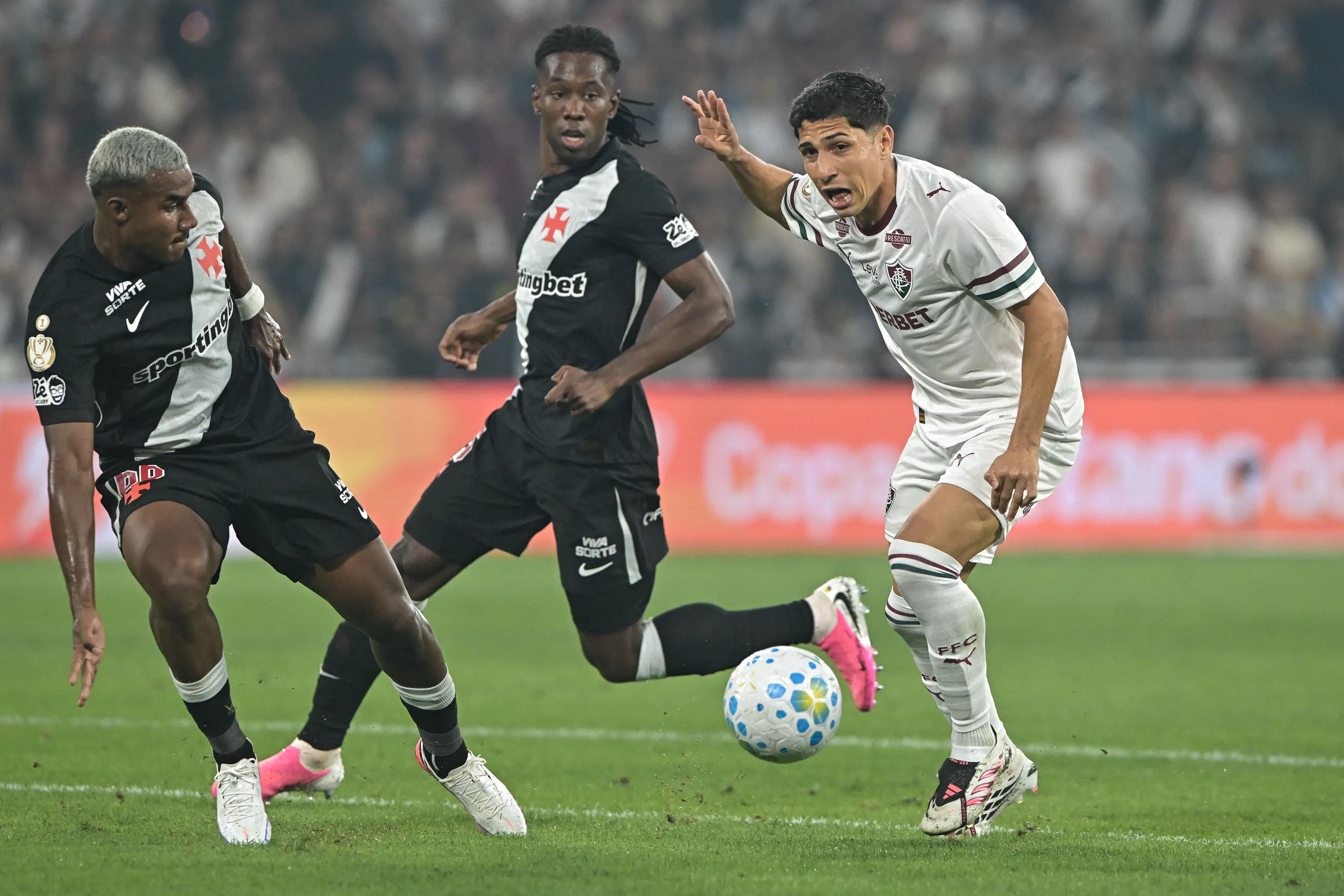 Vasco x Fluminense. Foto: Thiago Ribeiro/AGIF