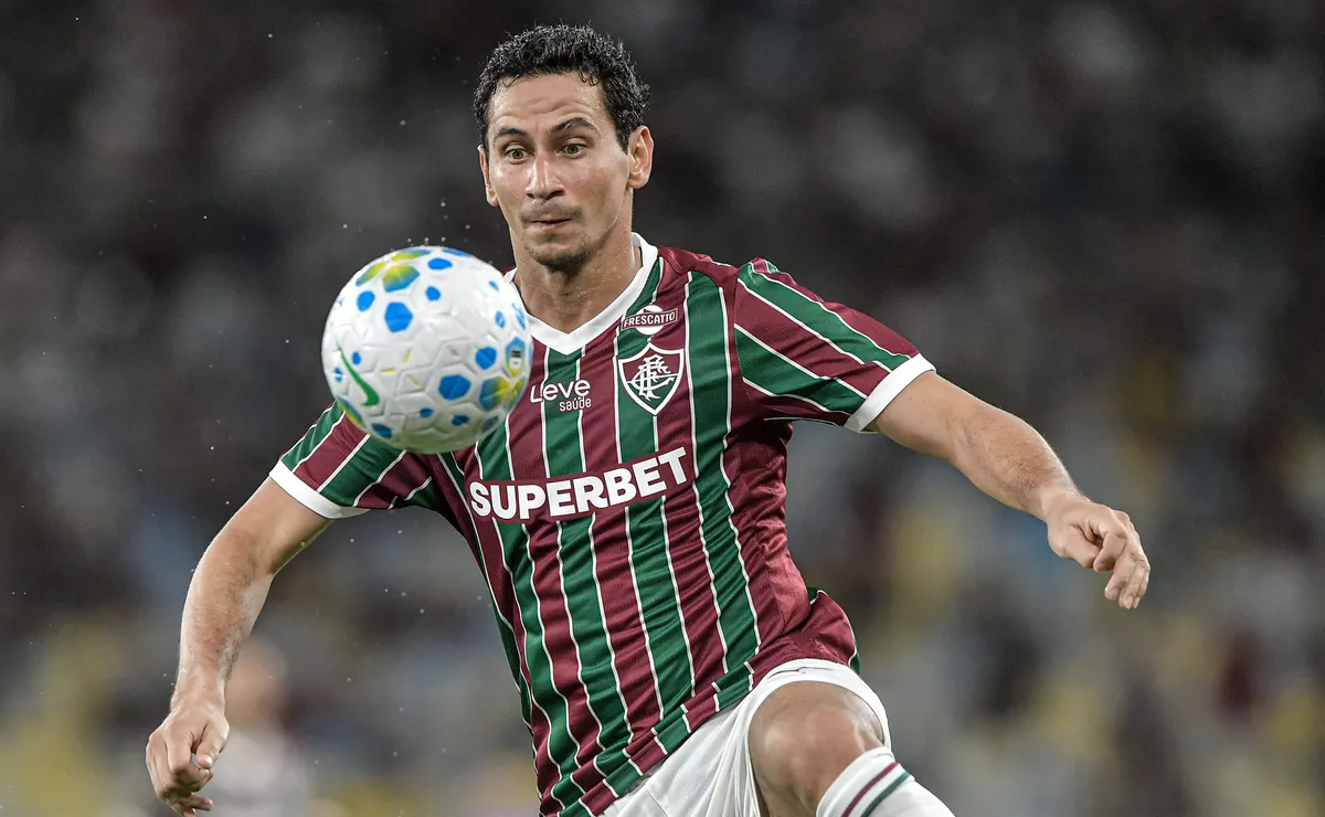 Zubeldía revela situação de Ganso no Fluminense e indica possível permanência do meia