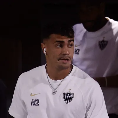 Reinier é punido pelo Atlético-MG por xinga torcedor