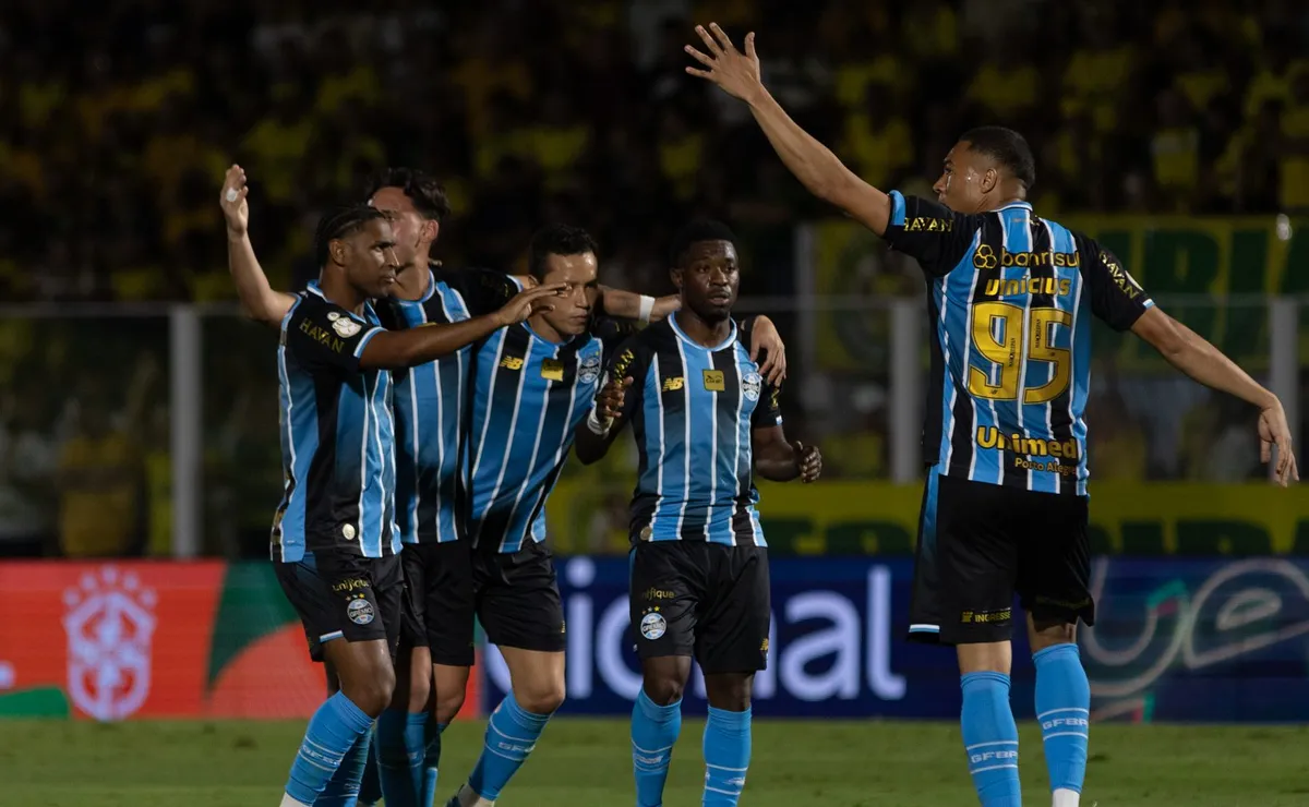 Amuzu garante empate contra o Mirassol e Grêmio decide vaga na Copa do Brasil em casa