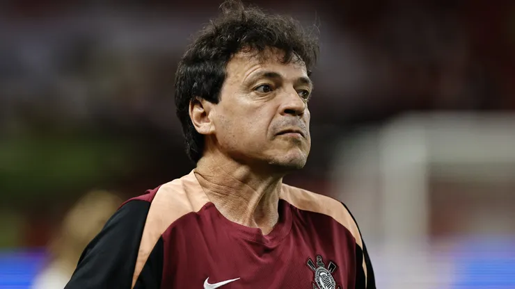 Fernando Diniz, técnico do Corinthians - Foto: Roberto Vinicius/AGIF