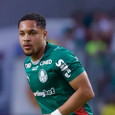 Palmeiras mantém planejamento envolvendo Vitor Roque