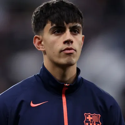 Aston Villa prepara oferta milionária por promessa do Barcelona