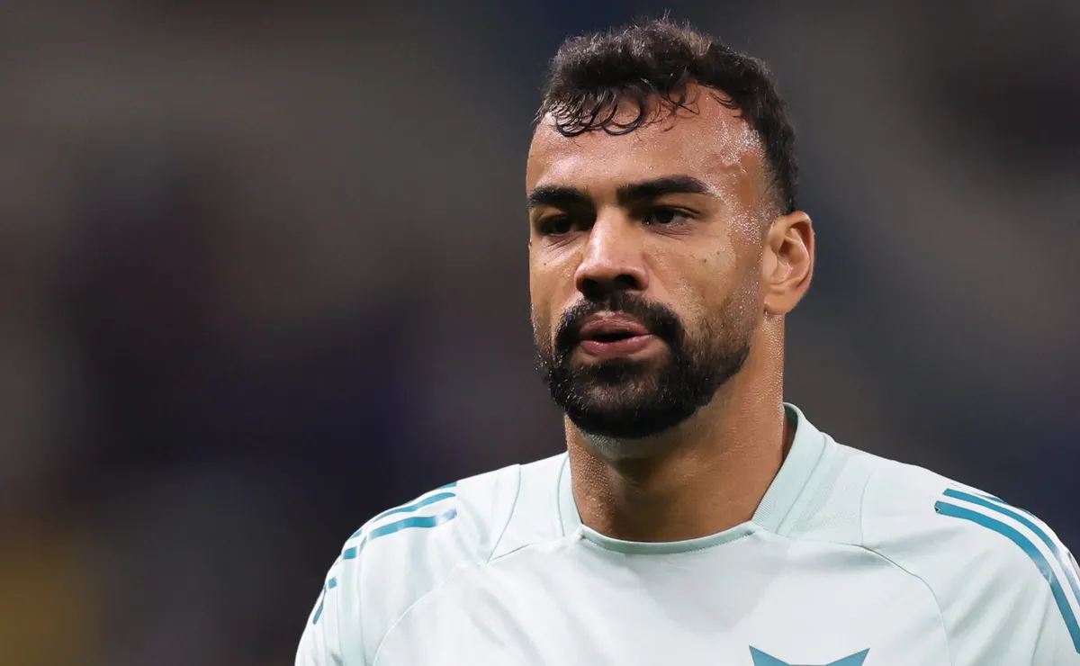 Fabrício Bruno faz críticas e expõe desgaste após empate do Cruzeiro na Copa do Brasil