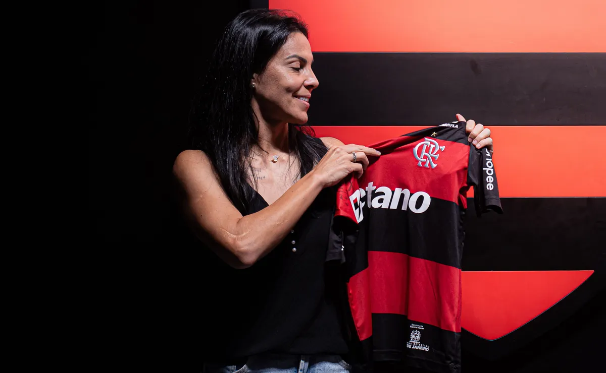 Thaisa confirma aposentadoria e encerra passagem marcante pelo Flamengo recebendo homenagem