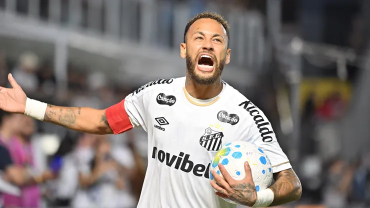 Neymar jogador do Santos durante partida contra o Remo no estadio Vila Belmiro pelo campeonato Copa Do Brasil 2026. Foto: Jota Erre/AGIF