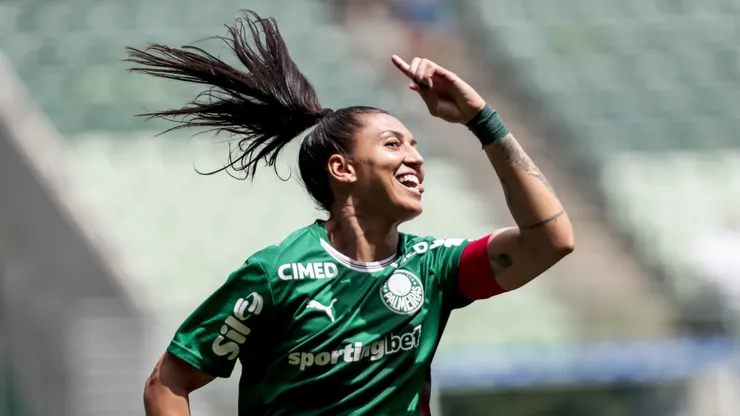 Bia Zaneratto comemora gol pelo Verdão Foto: Marco Miatelo/AGIF