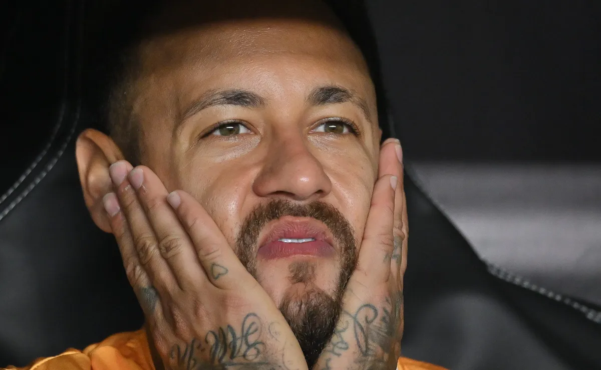 Neymar cobra responsabilidade de imprensa sobre notícias mentirosas: “Vai adoecer jogadores no Brasil”