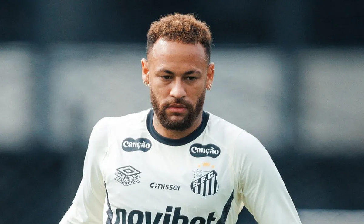 Neymar evita projeções sobre o futuro, mas garante permanência no Santos até dezembro