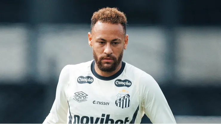 Neymar Júnior camisa 10 do Santos durante treinamento no CT Rei Pelé